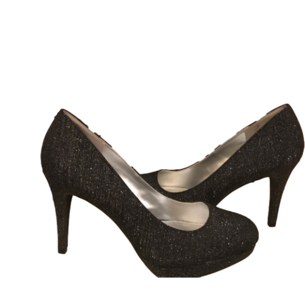 NWOT Fioni Night Dark Grey/Black Shoes